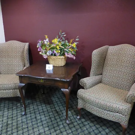 Red Roof Inn & Suites Piqua - I-75-2
