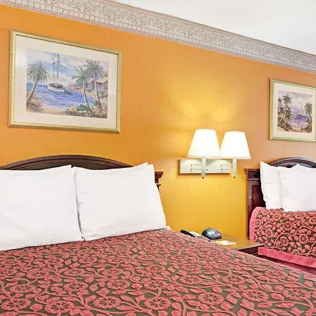 Sunset Inn Daytona Beach-3