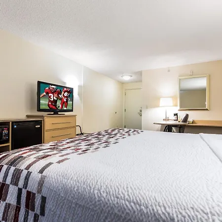 Red Roof Inn Cleveland Airport - Middleburg Heights-2