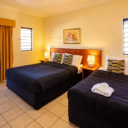 Cairns Queens Court-2
