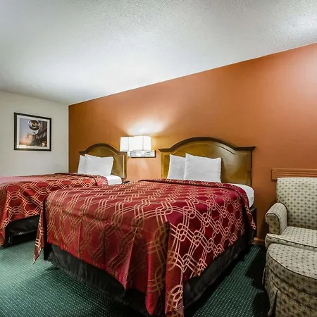 Econo Lodge Inn & Suites Enterprise-2