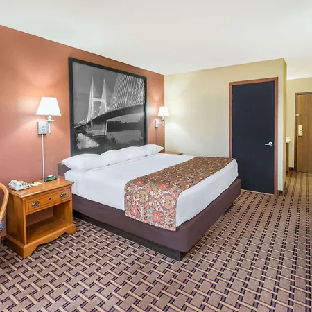Super 8 By Wyndham Charleston Sikeston East Mo-2