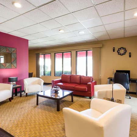 Econo Lodge - Oxmoor-2