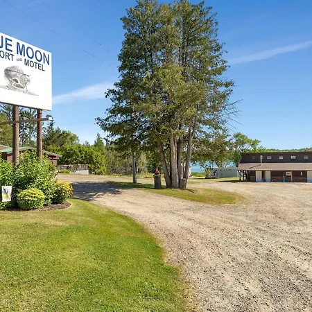 Blue Moon Resort & Motel-2