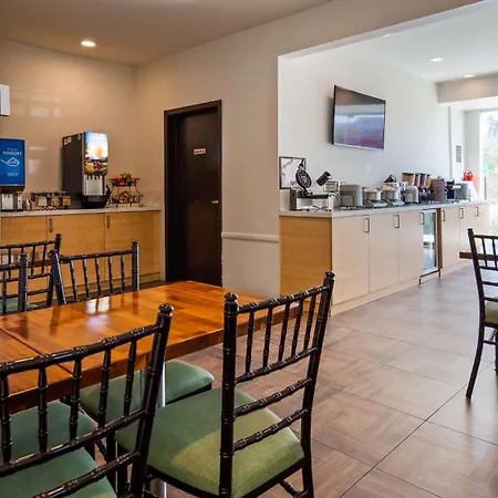 Glenrrock Inn And Suites-3
