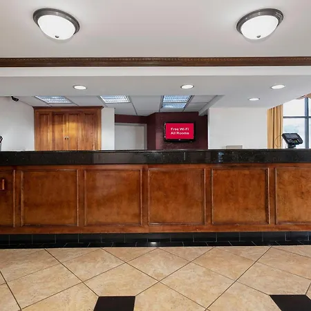 Red Roof Inn & Suites Macon-2