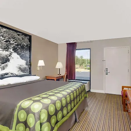 Super 8 By Wyndham Athens-3