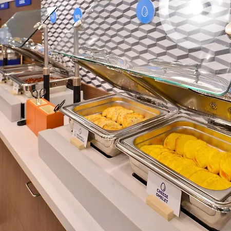 Holiday Inn Express - Waldorf By Ihg-2