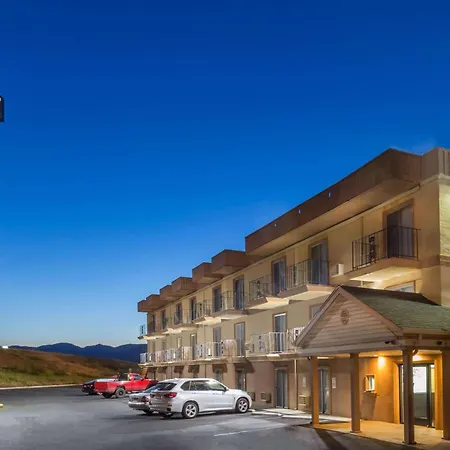 Days Inn By Wyndham Medford-2