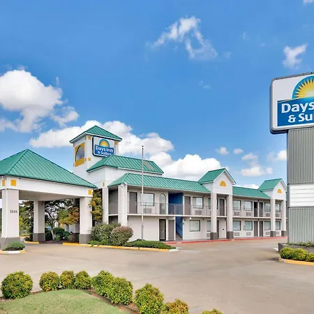 Days Inn & Suites By Wyndham Bentonville-3
