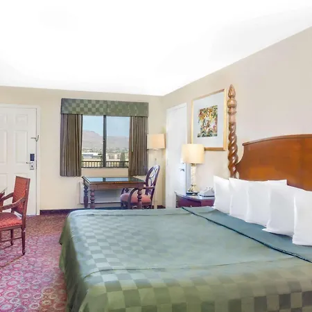 Days Inn By Wyndham Kingman East-3