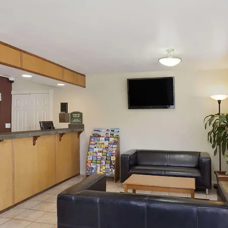 Howard Johnson By Wyndham Salem-3