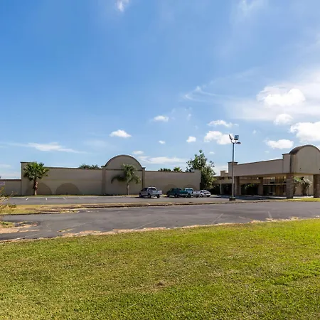 Econo Lodge Baytown-3