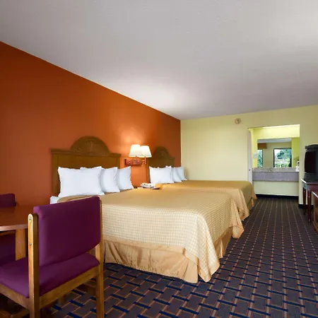 Days Inn By Wyndham Richburg-3