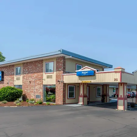 Rodeway Inn Mystic-2