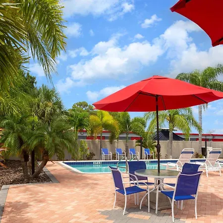 Super 8 By Wyndham Bradenton Sarasota Area-2