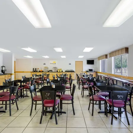 Days Inn & Suites By Wyndham Kanab-3