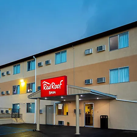 Red Roof Inn Cameron-2
