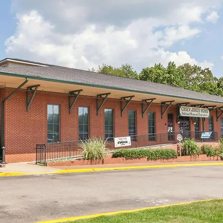 Days Inn By Wyndham Jackson-3