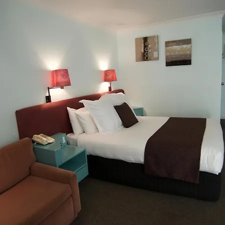 Surestay Hotel By Best Western The Clarence On Melville-2
