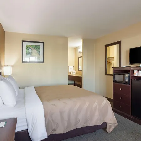 Quality Inn Yakima Near State Fair Park-3