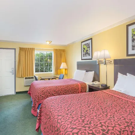 Days Inn By Wyndham King City-3
