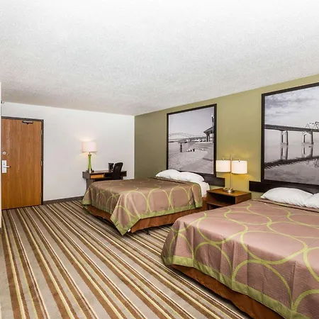 Super 8 By Wyndham Storm Lake-3