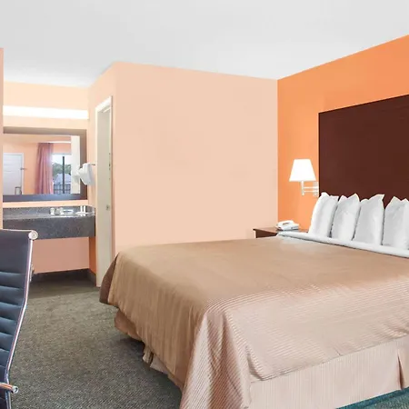 Days Inn By Wyndham Moulton-2