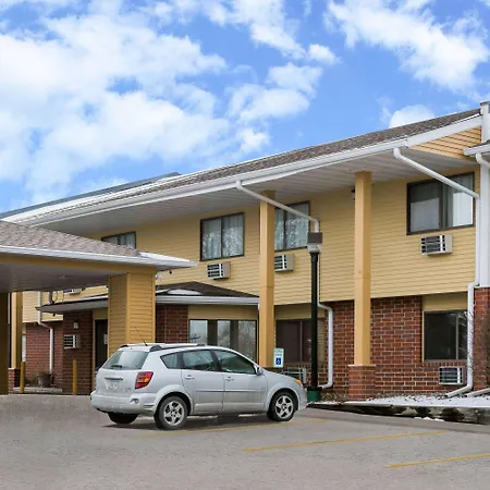 Super 8 By Wyndham Urbandale/Des Moines Area-2