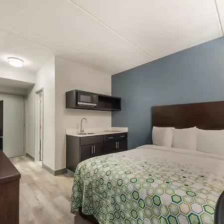 Hometowne Studios By Red Roof San Antonio - Seaworld Northwest-3