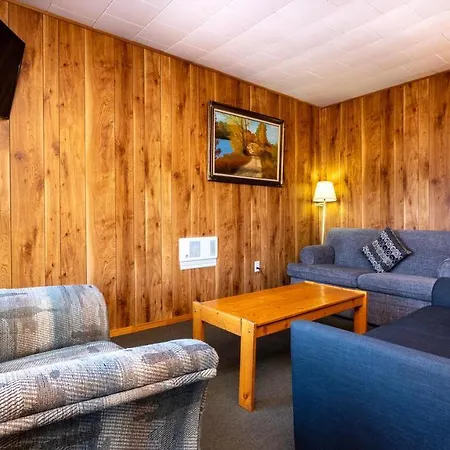 Bel Air Cottages And Motel-3