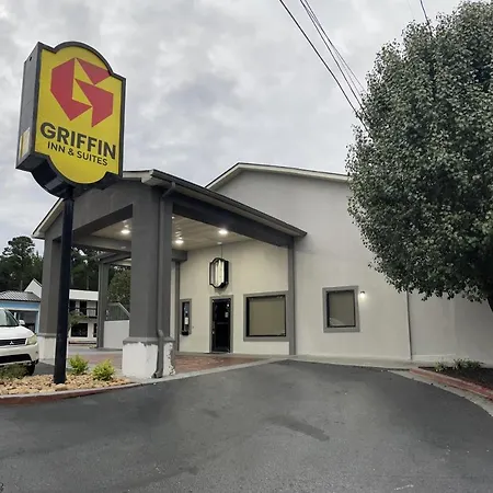 Griffin Inn & Suites-3