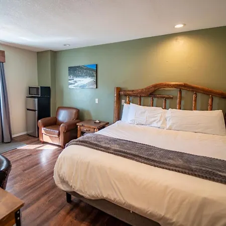 Evergreen Motel-3