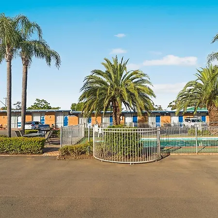 Plainsman Motel-2