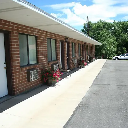 Blue Pine Motel-3