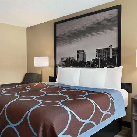 Super 8 By Wyndham Gulfport Airport Nw Near Biloxi-3