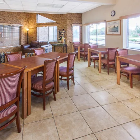 Days Inn By Wyndham Sault Ste Marie Mi-3