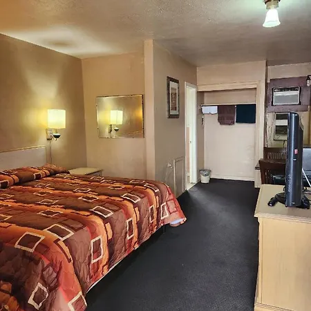 Econo Inn-3