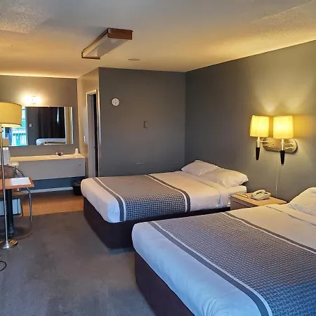 Wild Rose Country Inn-2