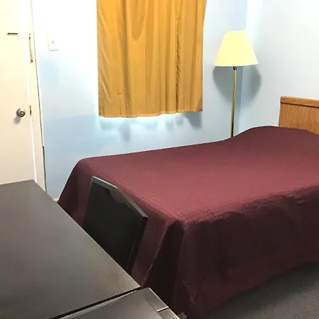 Economy Inn-3