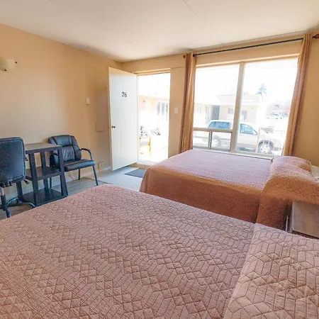 Clarkson Village Motel, 1815 Lakeshore Rd West Mississauga-2