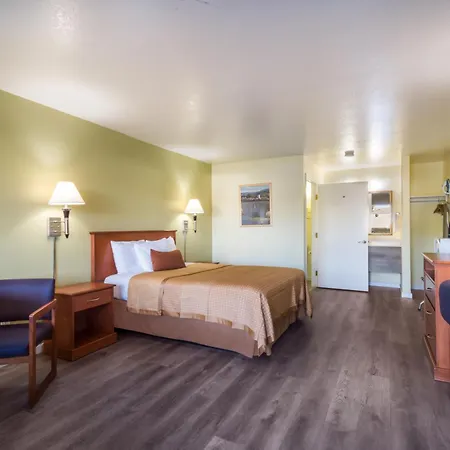 Americas Best Value Inn Santa Rosa-3