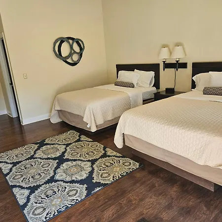 Sunset Cottage Motel Rooms-2