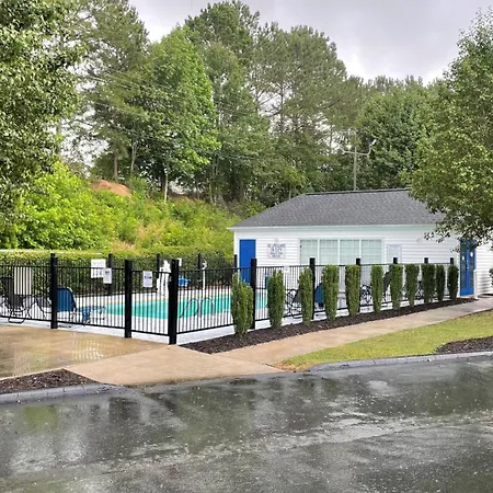 Baymont By Wyndham Greenwood-3