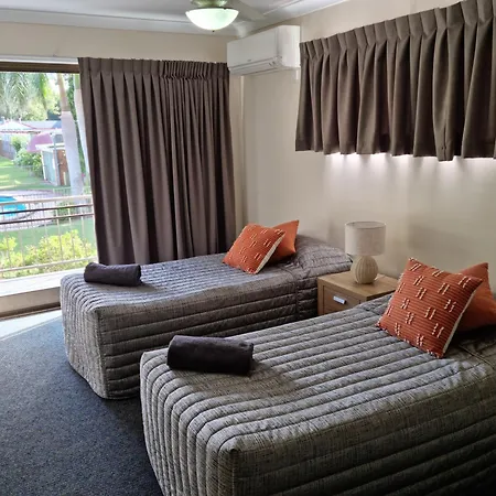 Whiteoaks Motel & Lodges-3