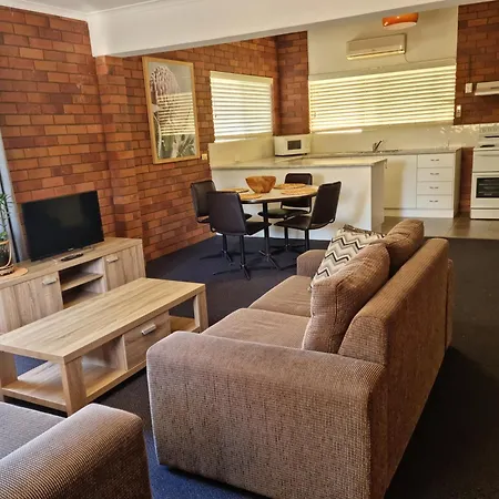 Whiteoaks Motel & Lodges-2