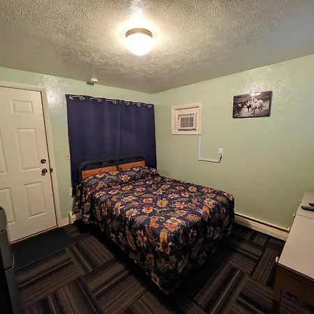 Tour Inn Motel-2