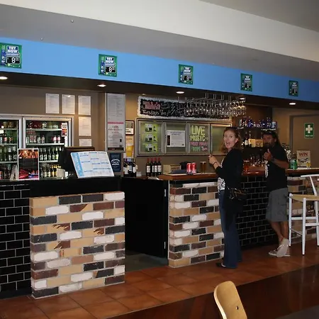 Commercial Hotel Nambour-2