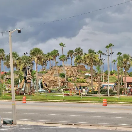 Driftwood Beach Motel-3