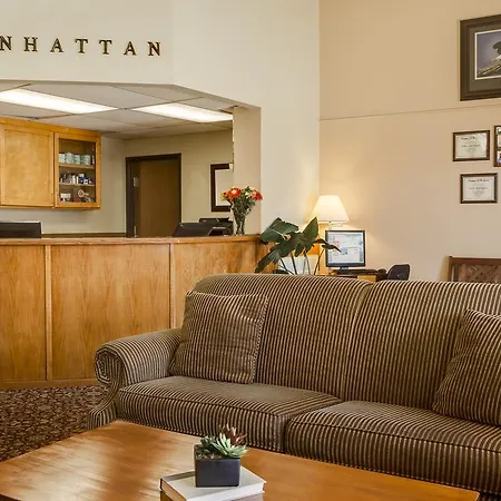 Super 8 By Wyndham Manhattan Ks-2